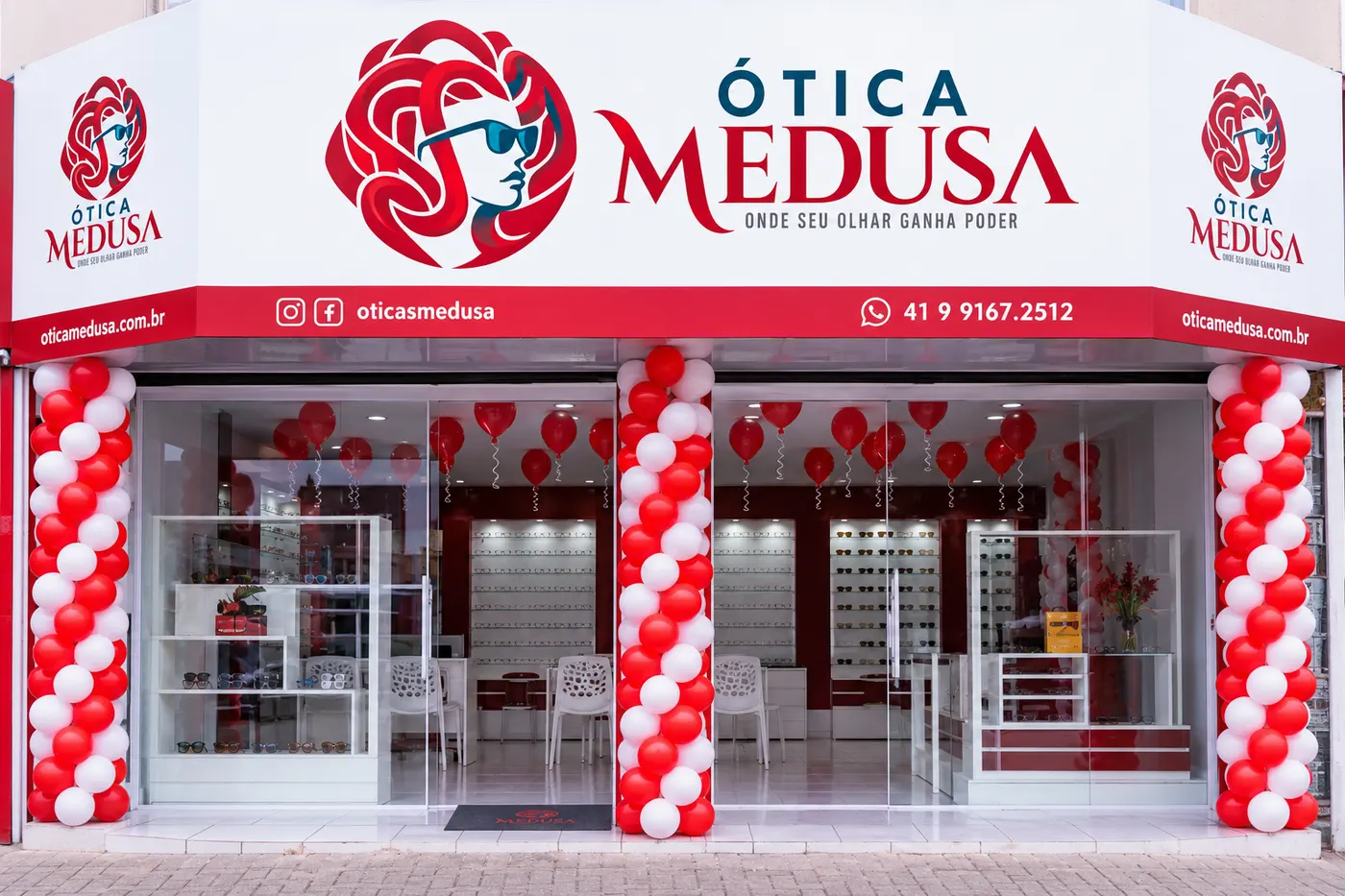 Fachada da loja Ótica Medusa em Curitiba